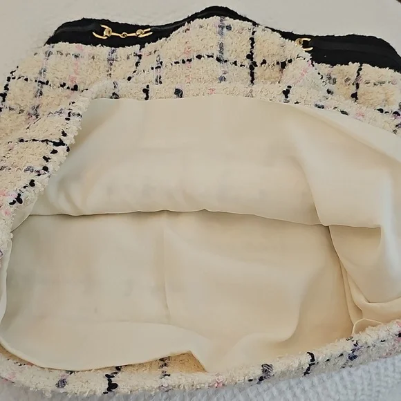 Gucci Patterned Tweed Mini Skirt in White - Picture 9 of 12